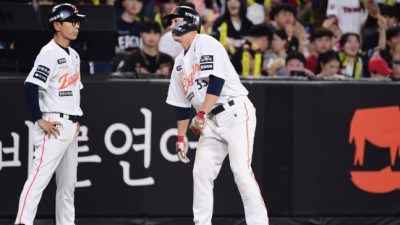 볼넷에 이닝 종료? '역대급 견제사'에 한화 초당황…김태군 '매의 눈'이 만든 황당한 아웃 [대전 현장]