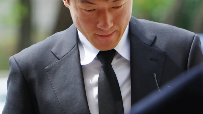 울먹이며 고개 숙인 황의조, 검찰 “징역 4년” 구형…9월 4일 운명의 선고