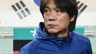 홍명보 해냈다! 하늘도 돕는다! '韓 22위 확정' 2026 월드컵 포트2 확실…에콰도르-호주 나란히 승리 실패→파라과이전 2-0 완승 컸다